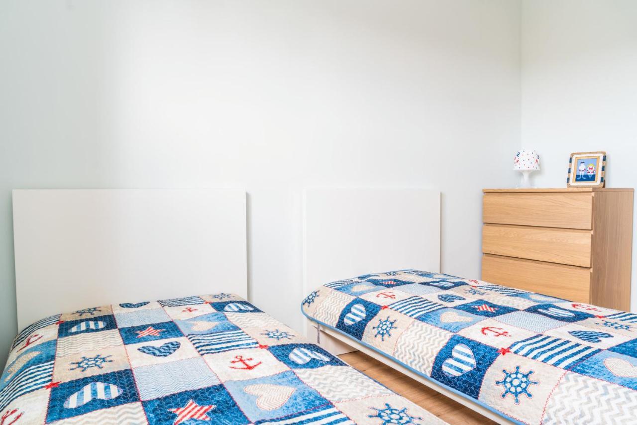 Yacht Apartments Вилкасы Экстерьер фото