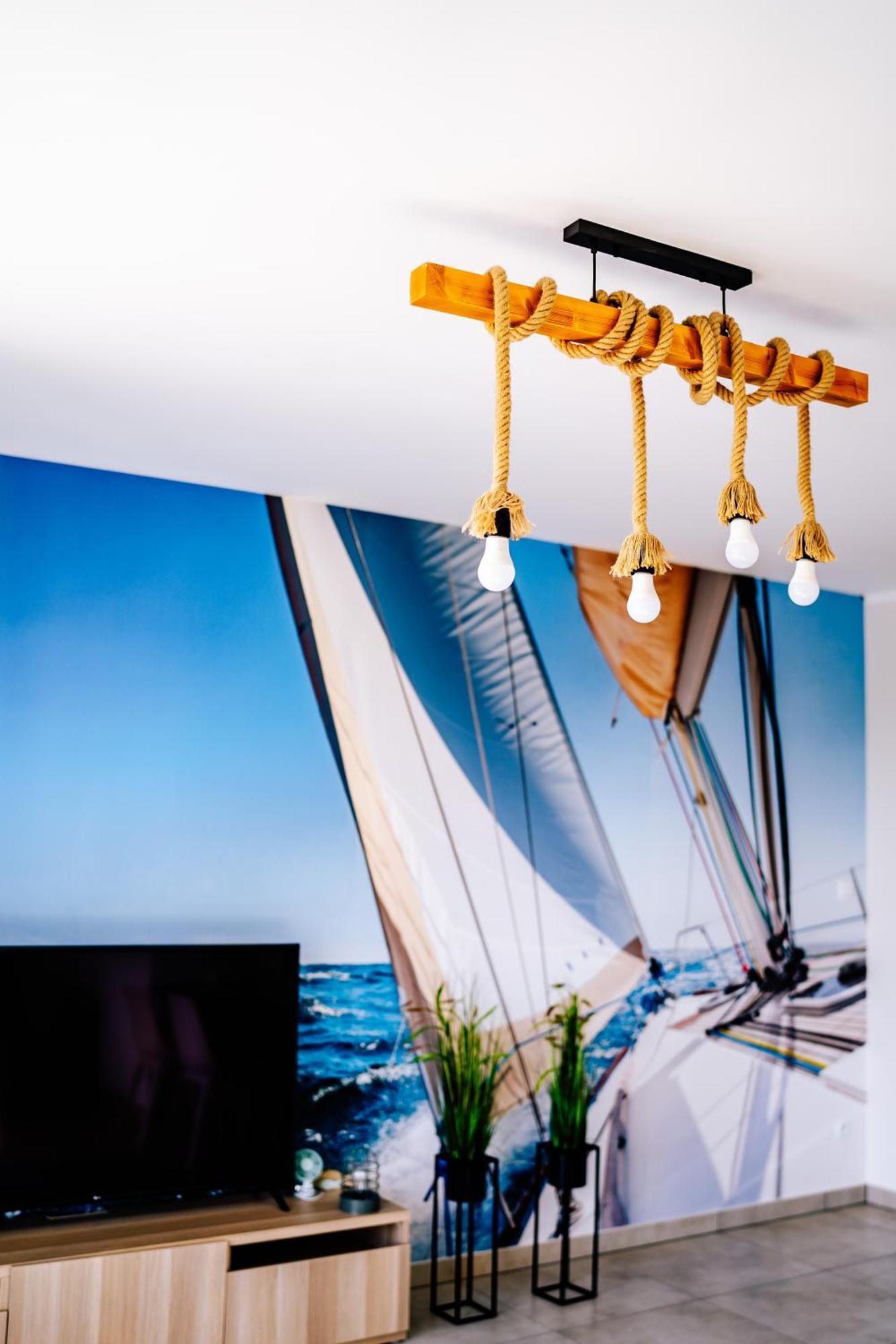 Yacht Apartments Вилкасы Экстерьер фото